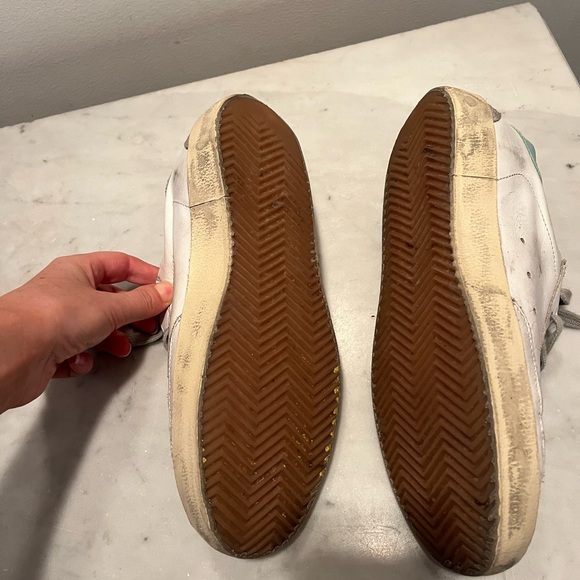 Size 9 / 39 golden goose sneakers. Pre-owned with love! - Picture 3 of 3